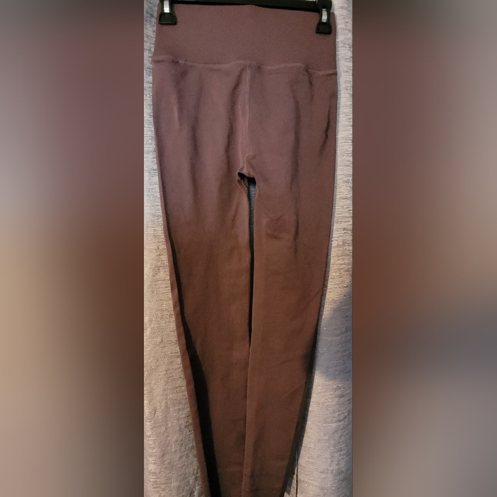 Womens Size L Sculpknit Made By Fabletics Leggings